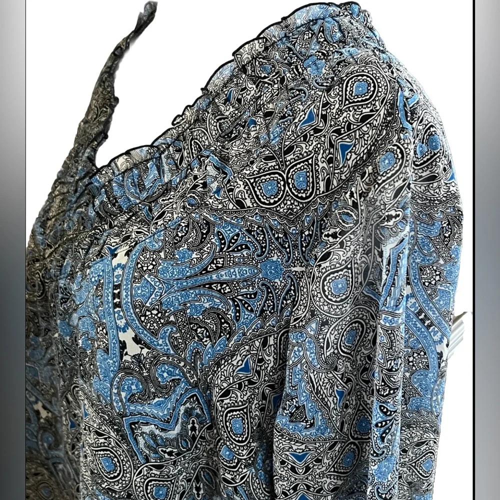 COLDWATER CREEK Blue Black & White Semi Sheer Chiffon Paisley Blouse Medium - Picture 5 of 8